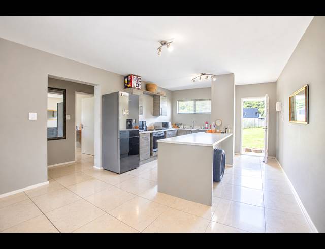 3 BEDROOM APARTMENT FOR SALE IN NAHOON VALLEY PARK